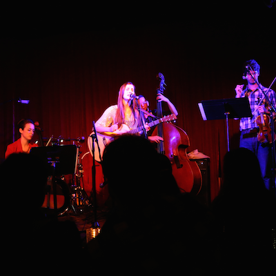 Auni - The_Hotel_Cafe_Los_Angeles.png